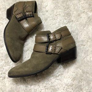 Sam Edelman suede boots 7 1/2”